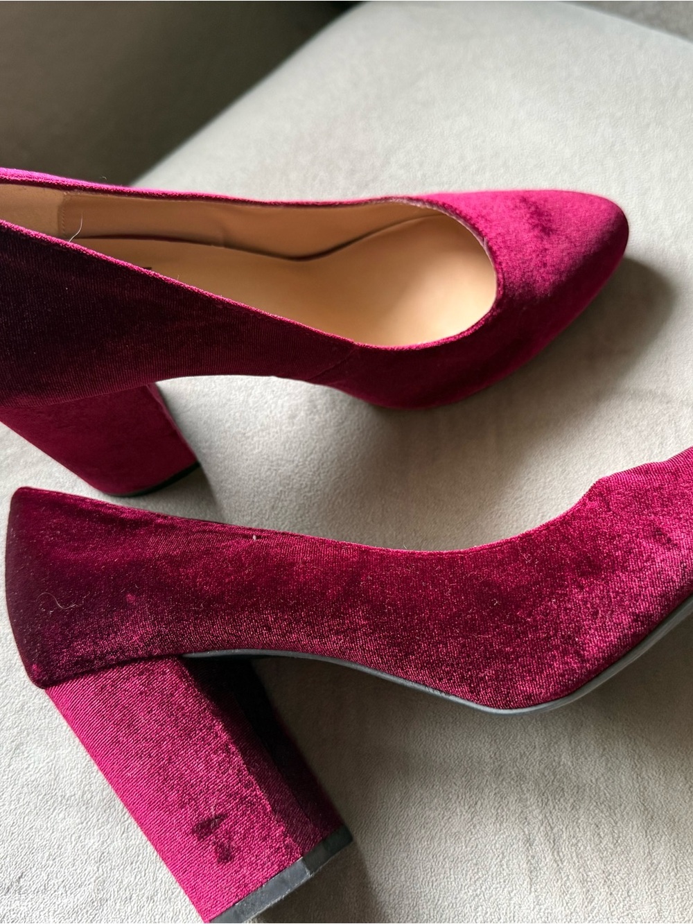 Farylrobin Velvet Block Heel Pumps in Burgundy